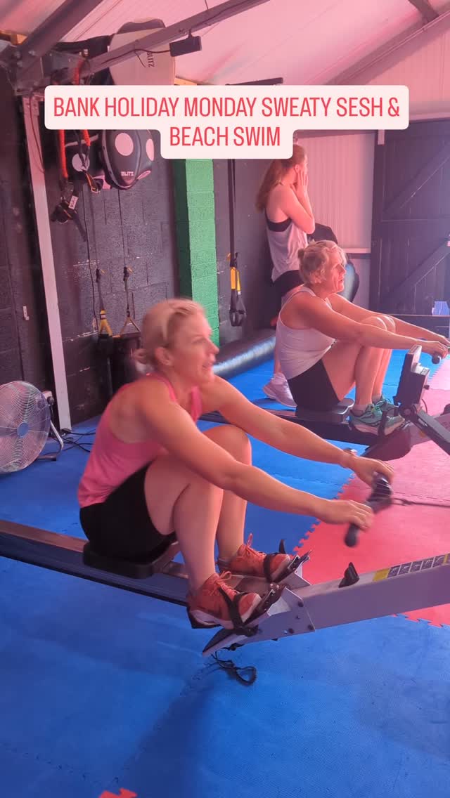 BANK HOLIDAY CLASS & SEA SWIM ☀️🩷
.
Everyone is always welcome to come in and join! Even if you don't do regular classes - a bank holiday sesh will always be on and waiting for you!
.
#TRAINEDBYAGIRL #bankholiday
