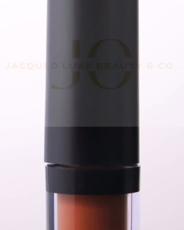 POV: You just opened your new favourite lip gloss !
The shine. The luxury. The gloss you’ve been waiting for is in production.
Introducing the newest launch from Jacqui O Luxe Beauty & Co .
Smooth application, glossy finish, and the perfect touch of glam for every look .
Follow @jacquioluxebeautyandco for the launch of your new lip gloss to complement any skin tone.
.
.
.
#LipGlossLaunch #JacquiOLuxeBeauty #GlossyLips #BeautyLaunch #LipGlossAddict
