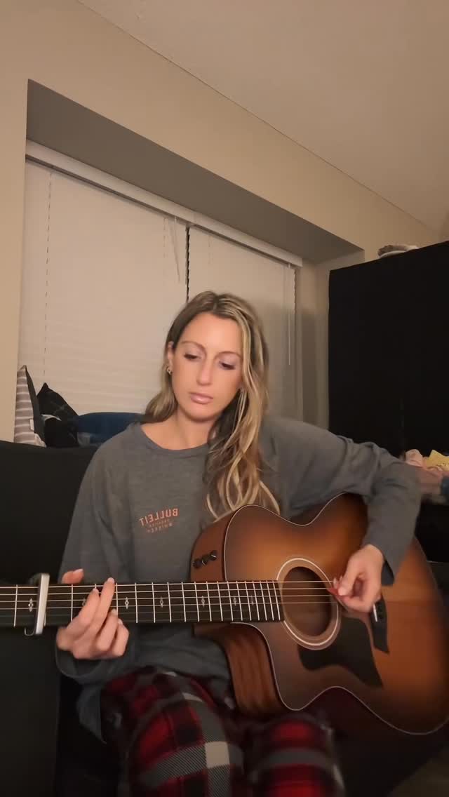 Another late night play from the couch. Wrote this last night. “Hurt Me”
Let’s just say it hits 💔
I think this needs to be on the record. Yes or No?
#heartbreak #original #newsong #couchseries #hurtme