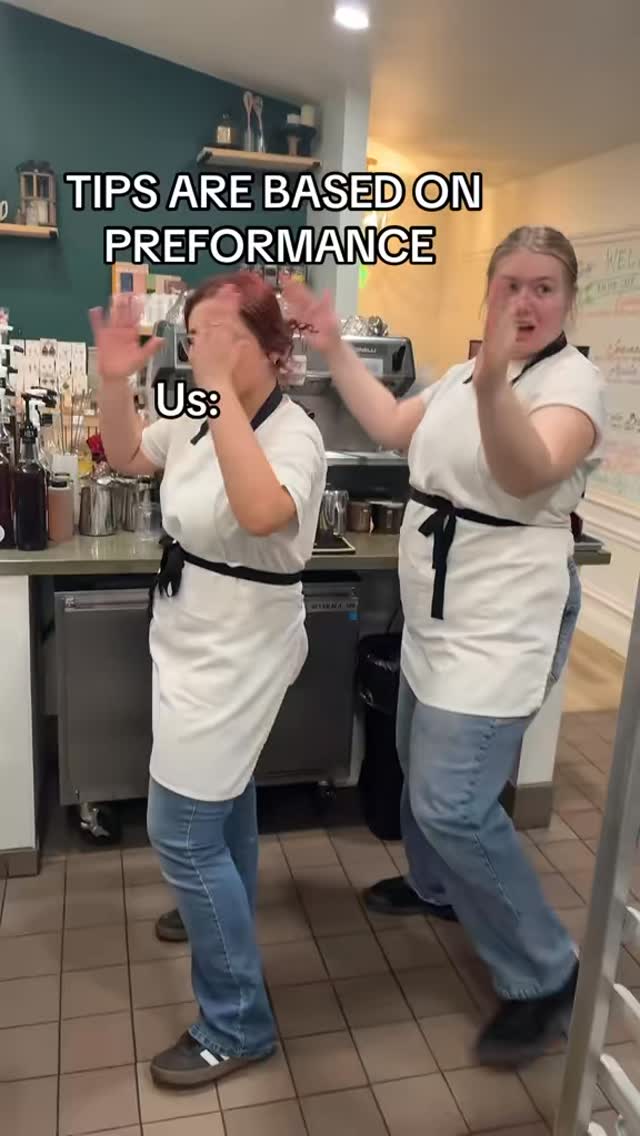 💃 When the team finds out gratuity is based on performance 💃😂
💚 We’ll keep dancing, smiling, and serving up your favorite sips, eats & sweets all weekend long 🤍
🇺🇸 YES — we’re open all weekend, including Memorial Day! ☕✨
#WeLoveKrave #MemorialDayWeekend #SipsEatsSweets #cafehumor #dancinginthekitchen