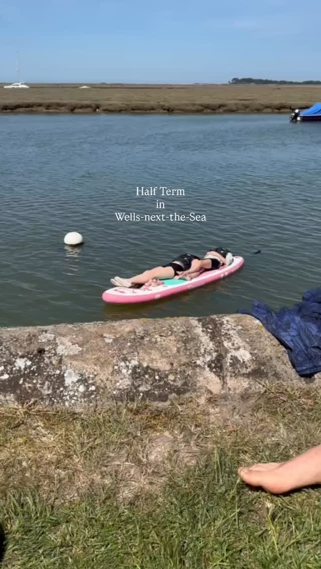 This is what half term looks like in Wells-next-the-Sea 🚣