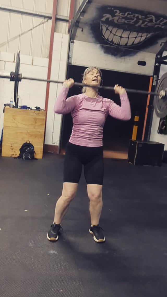 Member shout out β¨οΈ
Happy birthday to this glorious human @fitnfabinmyforties
No matter what class she dabbles in she has always got a smile on her face π
Since her comeback she is going from strength to strength πͺ
Hope you have a fab birthday filled with all your favorite things (so that means we will see you in class π)
#birthdaygirl #crossfitbarnsley #membershoutout