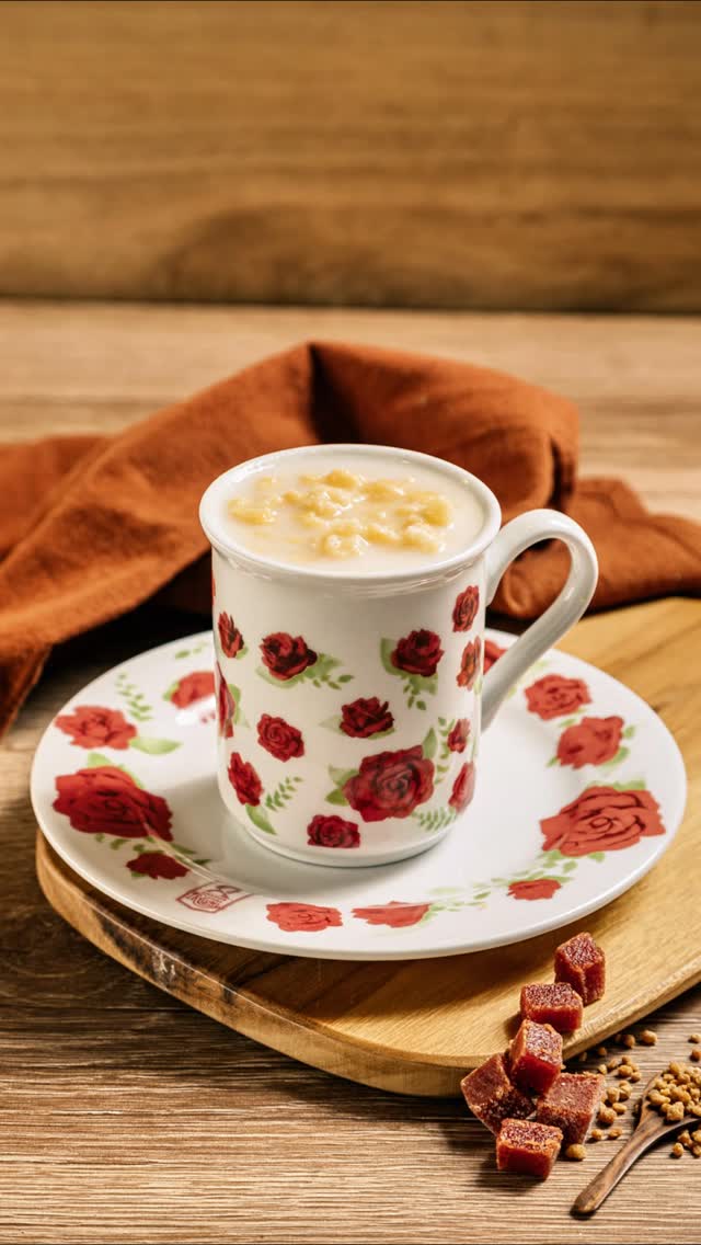¿Qué nos tomamos hoy? ☕️
Desde una deliciosa aguapanela con quesito hasta un chocolate calientico, pasando por la reconfortante mazamorra. ¡Todo lo que necesitas para llenar de sabor tu día!
👉🏽 ¿Con cuál te quedas? ¡Cuéntanos en los comentarios!