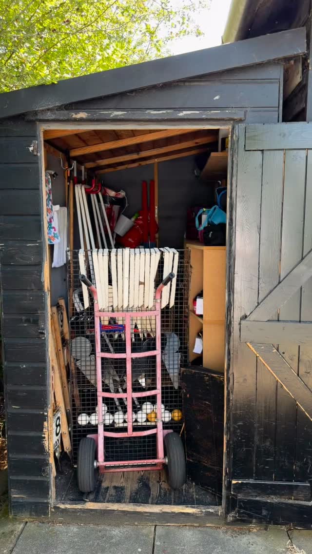 When we decided to clean up 🧹and organise the shed, we did not realise that it was going to be so bloomin’ hot 🥵 ☀️🔥. Also turned into a much bigger job than expected, what were we thinking?! I have no idea how long it has been since it was last swept out (years!) but the bowls were all organised and labelled only last year but had managed to get all higgledy-piggledy since then. So ta-da! New foolproof solution. Shelves are all labelled and numbered, let’s see how long it lasts!!
#cleaning #organising #shed #parliamenthill #lawnbowlsforlife
