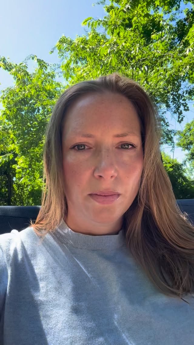 If this resonated, take 2 minutes tonight and ask yourself:
• How do I feel?
• What do I need right now?
• What do I want right now?
• What’s been draining me lately?
• What has been helping me feel like myself?
You don’t need to fix anything.
Just notice what comes up.
#Motherhood #mentalloadofmotherhood #MomBurnout #MaternalMentalHealth #Matrescence NervousSystemRegulation MotherhoodSupport