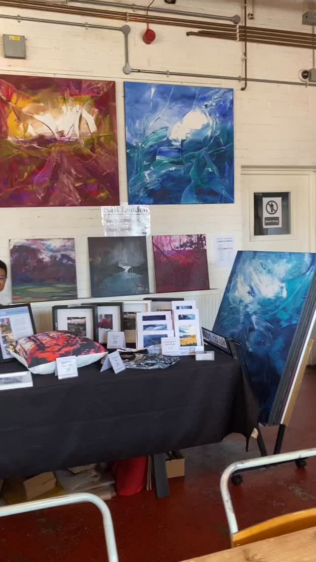 Lovely day for heading out to the @marlowarttrail to see lots of fab art and meet the 36 #artists at 12 different venues. See you at @millars_eatery 😊#art @belindamillar_art @richard_grinter @craighendersonart