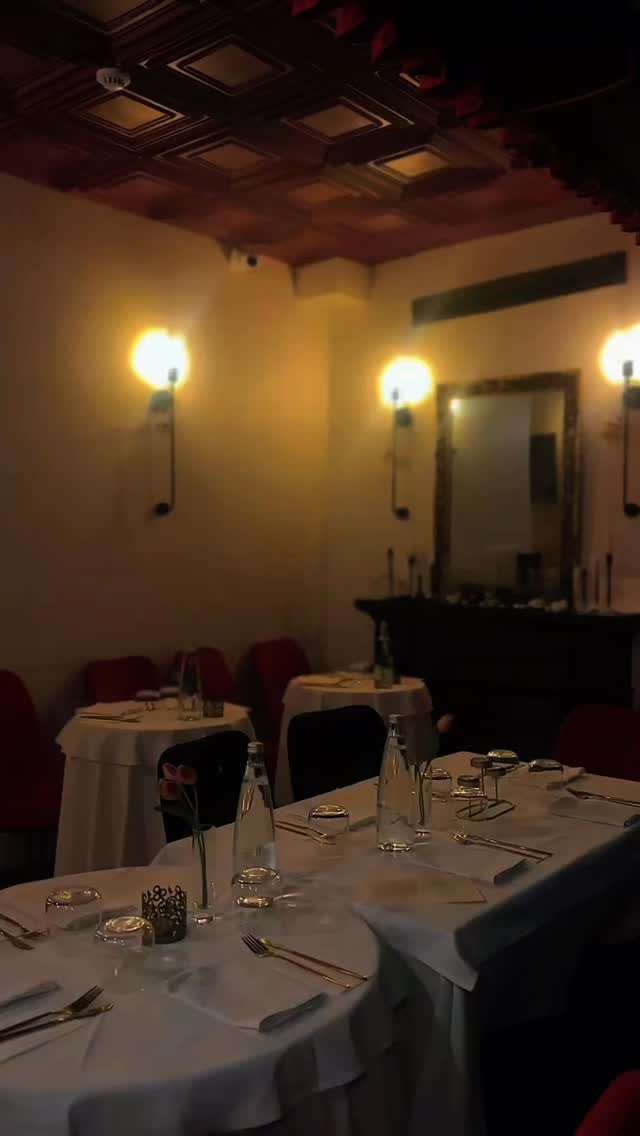 Where atmosphere meets taste. 🕯️
#IstanbulRestaurants #DinnerDate #RestaurantVibes #IstanbulNights #DinnerWithAtmosphere