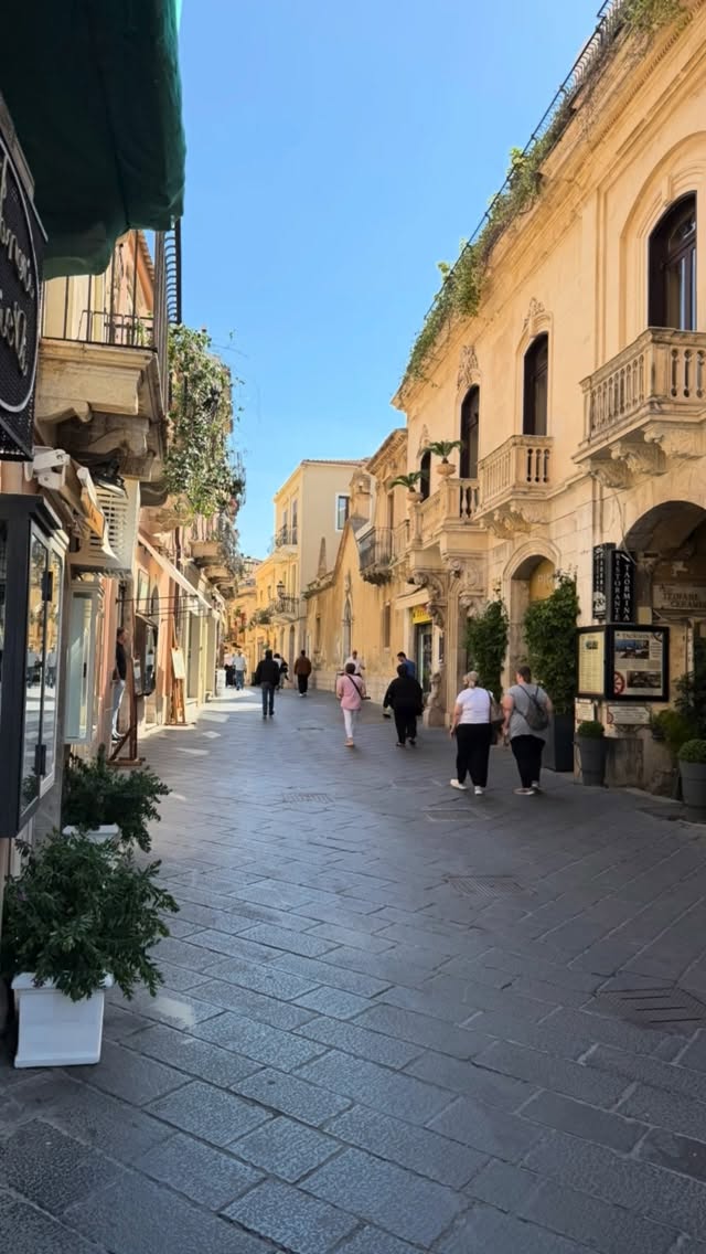 An afternoon in Taormina 🇮🇹