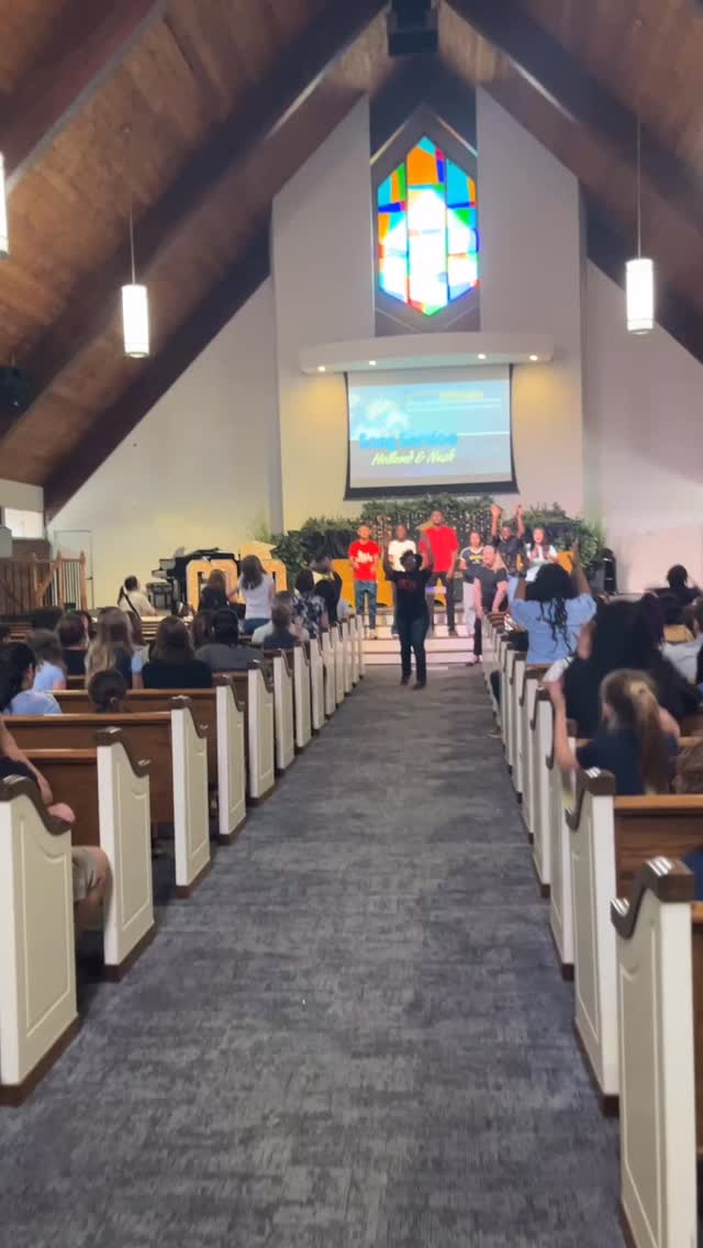 Music at the last chapel of the 2025-2026 school year!
#carmanadventistschool #christianeducation #adventisteducation #lastdayofschool❤️
