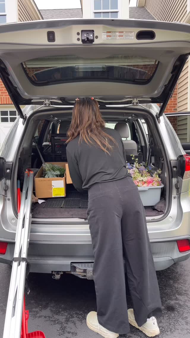 Behind the scenes today 🌸
We’re loading and organizing all the flowers carefully into the car, getting ready for a beautiful wedding setup.
Every bouquet, vase, and detail is prepared with so much love and care — because your special day deserves to be beautiful and unforgettable 🤍
Future brides for 2026–2027, if you’re looking for a floral team that truly cares about the details, your style, and your budget, send us a message. We’d love to create something beautiful for you.
#ChayaFloralDesign
#DMVWeddingFlorist
#DMVFlorist
#WeddingFlowersDMV
#VirginiaWeddingFlorist
MarylandWeddingFlorist
DCWeddingFlorist
DMVWeddings
WeddingFlorals
BridalFlowers
BrideToBe2026
BrideToBe2027
WeddingPlanning2026
WeddingPlanning2027
WeddingBehindTheScenes
WeddingSetup
WeddingFlowerSetup
LuxuryFlorals
FloralDesign
WeddingInspiration