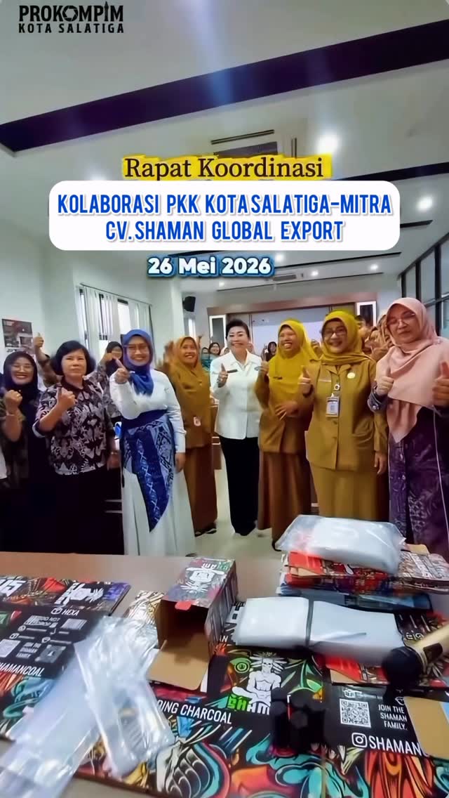 🇮🇩
Bangga dapat berkolaborasi dengan Pemerintah Kota Salatiga dalam mendukung pemberdayaan perempuan melalui pelatihan dan workshop. 🤝✨
Di Shaman Coal, kami memiliki komitmen kuat terhadap Salatiga dan terus berupaya menciptakan lebih banyak peluang bagi perempuan untuk meningkatkan pendapatan, memperkuat keluarga, dan mendukung masyarakat.
Terima kasih kepada Pemerintah Kota Salatiga atas dukungannya terhadap pemberdayaan perempuan di Indonesia 🇮🇩
#Salatiga #pemberdayaanperempuan
______
Proud to collaborate with the Mayor’s Office of Salatiga in supporting women’s empowerment through workforce training and workshops. 🤝✨
At Shaman Coal, we are deeply invested in Salatiga and committed to creating more opportunities for women to build income, strengthen families, and support local communities.
Thank you to the Mayor’s Office for their continued support of women’s development in Indonesia 🇮🇩
#ShamanCoal #pkksalatiga #indonesia