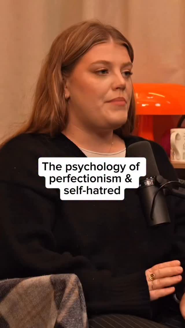 Episode 421. hating yourself will get your nowhere
full episode available on Spotify, Apple or @netflix for full video episodes
honestly… this is the episode I wish I heard 3 years ago. happy listening
#psychology #podcastrecommendation #selfhelp #psychologytips #twenties