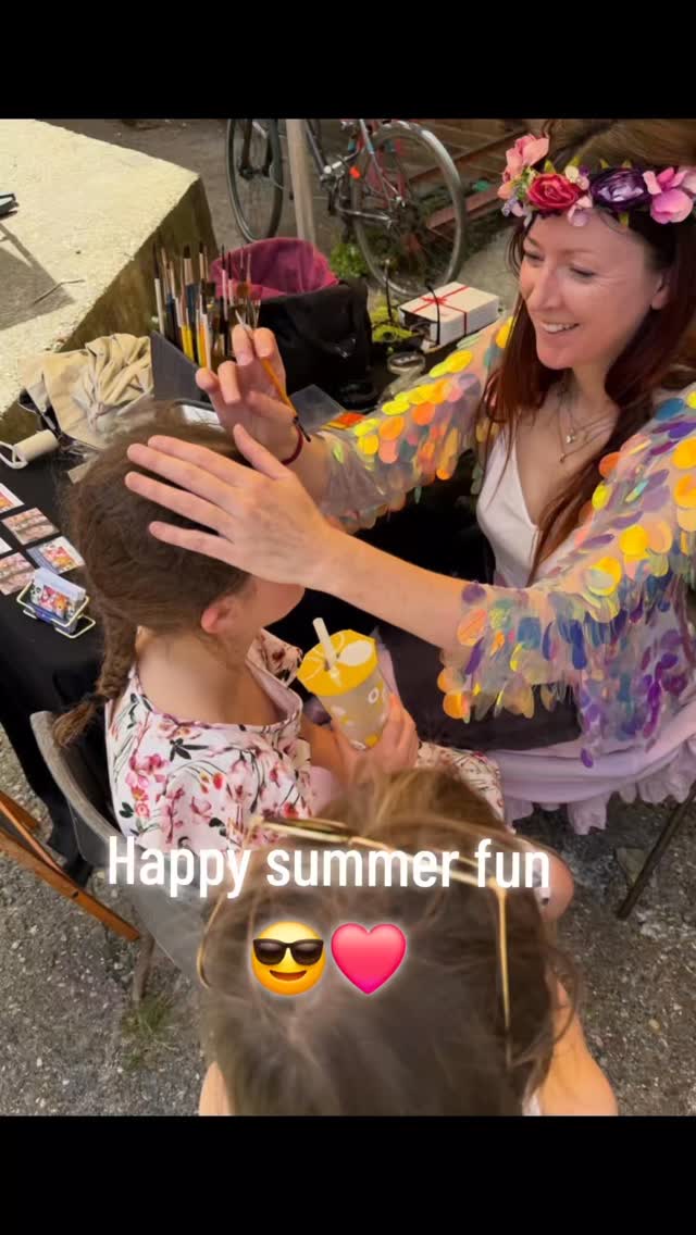 Summer fun at @crystalpalacefoodmarket β€οΈπβ€οΈ
.
#artycatfaces #facepaint #facepainting #londonfacepainter #crystalpalacefoodmarket