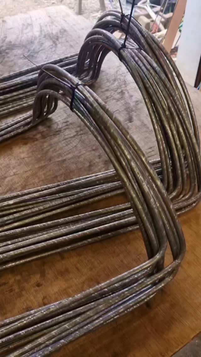 Just like spring turns to summer, all of our plant supports will change with the seasons. The first have just been made, and in a couple of week's they bloom into this gorgeous golden rust. That's one of the reasons they're so perfect for the garden: they look great all year round, as they blend in with the surroundings.
#handmadeuk
#steel
#garden
#gardentips
#gardeninspiration