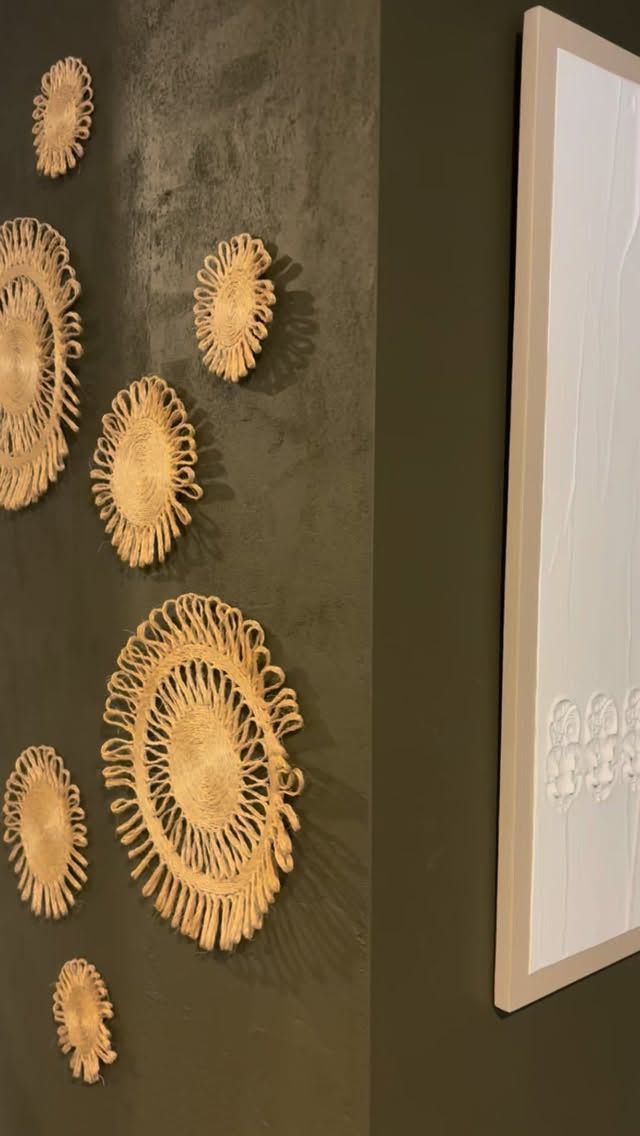 Happiness is just around the corner ✨🌿 #artreveal #artwork #texture #decor #contemporary