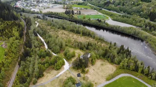 Experience private salmon fishing and lodge accommodation on the Orkla River in Norway 🎣🏞️
Kanalholen offers exclusive access to three private fishing pools, a wood-fired sauna, riverside huts and a private lodge with annex — reserved exclusively for your group.
Available for exclusive group bookings.
See more at kanalholen.com
#salmonfishing #flyfishing #orkla #norway #fishinglodge