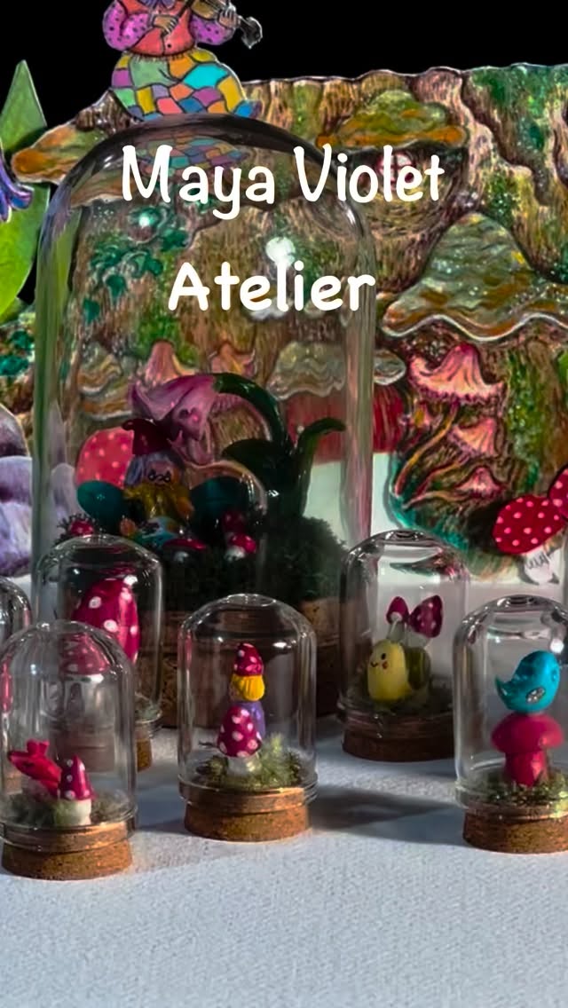 Tiny magical scenes and hidden whimsy, gathered together like a secret little village tucked away in nature ✨🍄🌙
Walnut miniatures, mini dioramas & clay treasures. Link in bio 🧚♀️
#miniatureart #fairycore #clayart #dioramaart #walnutshellminiature