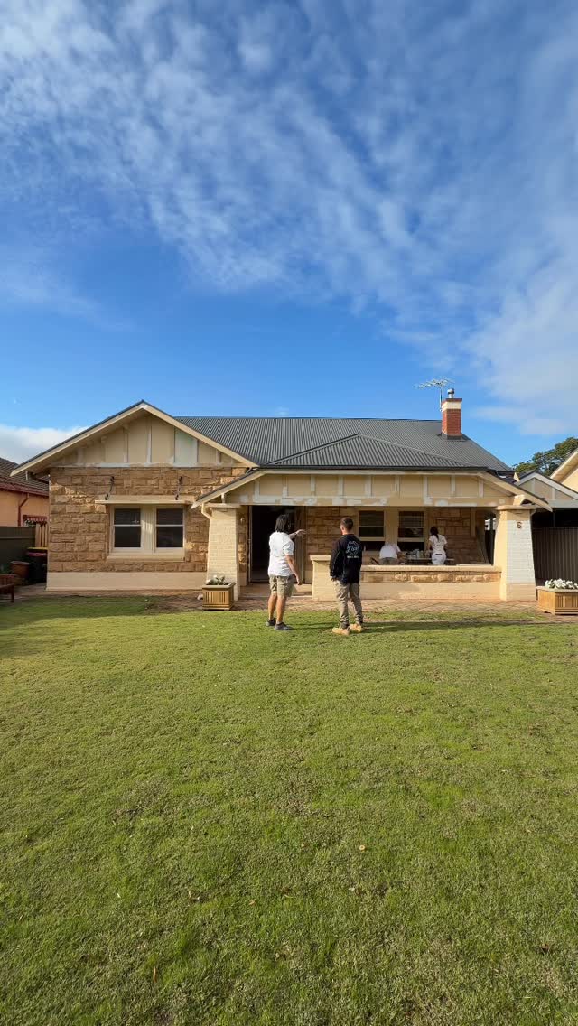 Might be raining for the rest of the week, but the crew’s still been busy inside over at our Glandore project. 👌
Just a quick check in while the team gets stuck into another full restoration. Plenty happening behind the scenes on this one and we’re looking forward to showing more as the project comes together.