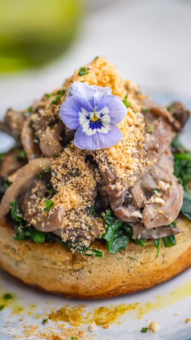 Meet the newest addition to the menu: our Wild Mushroom Crumpet 🍄✨
A house-made herby crumpet, soaked right through with garlic butter, topped with garlic spinach, wild mushroom medley and finished with crunchy crumb.
We’re always looking for exciting alternatives for our veggie and vegan guests — and this one is an absolute triumph.
Completely vegan. Completely delicious. 👌