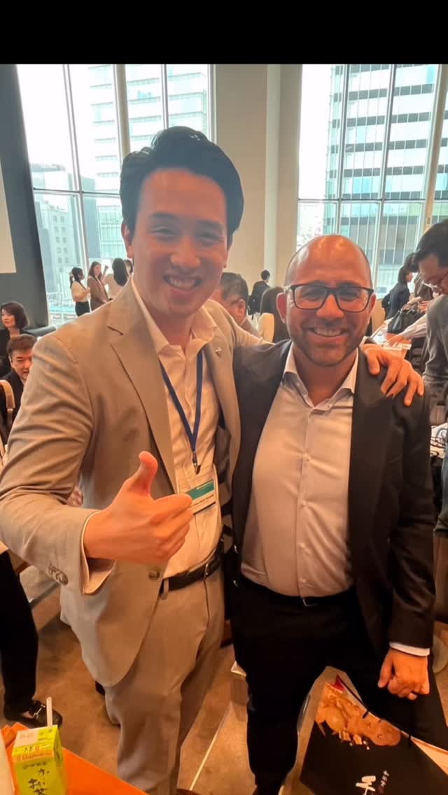 📱**【啟航 2026:當材料力學遇上 AI 演算法 🚀 / When Biomechanics Meets AI】**
這兩天在東京舉辦的 **2026 Dental Monitoring User Meeting - Japan Forum** 圓滿落幕!🇯🇵✨
非常榮幸能與日本的頂尖專家齊聚一堂。
透過隱形矯正協同 **Dental Monitoring (DM) AI** 的即時數據,真正實踐 **「Next Generation Dynamic Orthodontics(次世代動態矯正)」** 的新典範!
特別感謝大會的邀請,以及在日本給予溫暖照顧與深刻交流的所有同行好友與前輩們。🤝
🌐 An incredible experience at the **2026 DM User Meeting - Japan Forum** in Tokyo! 🗼 It was an absolute honor to connect with top clinical experts worldwide. We explored the powerful synergy between advanced clear aligner materials and AI remote monitoring, unlocking the true potential of **Next-Generation Dynamic Orthodontics**. Huge thanks to the committee and all the amazing colleagues for the warm hospitality! See you all next time! 🚀
🇯🇵**2026 DMユーザーミーティング・ジャパンフォーラム**、無事に終了いたしました!✨
日本の素晴らしい先生方と、AIモニタリングの融合による「次世代の動態矯正(Dynamic Orthodontics)」について深くディスカッションができ、大変有意義な時間となりました。
この2日間、温かく迎えてくださった日本の先生方やアテンドいただいた皆様に、心より感謝申し上げます。またお会いできるのを楽しみにしております!🤝
Next stop, back to Taiwan! 🇹🇼 我們大會見!
#DMUserMeeting2026 #JapanForum #DentalMonitoring #AIOrtho #NextGenOrtho ClearAligners DigitalDentistry 黃淳碩醫師 隱形矯正 デジタル矯正 矯正歯科