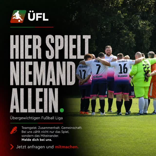 Hier spielt niemand allein. ⚽
In der ÜFL geht es nicht nur um Tore, Punkte oder Tabellen.
Es geht um Menschen, die gemeinsam auf dem Platz stehen.
Um Teamgeist.
Um Zusammenhalt.
Um das Gefühl, dazuzugehören.
Egal, ob du lange nicht gespielt hast, unsicher bist oder erst wieder anfangen möchtest:
Bei uns bist du nicht allein.
Du kommst in ein Team, das dich mitnimmt.
Du triffst Menschen, die ähnliche Wege gehen.
Und du merkst: Der erste Schritt fällt leichter, wenn man ihn gemeinsam macht.
Für die kommende Saison suchen unsere Mannschaften noch Spielerinnen und Spieler.
Melde dich bei uns und werde Teil der ÜFL.
⚽ ÜFL – Übergewichtigen Fußball Liga
#ÜFL #ÜbergewichtigenFußballLiga #Teamgeist #Zusammenhalt #Gemeinschaft