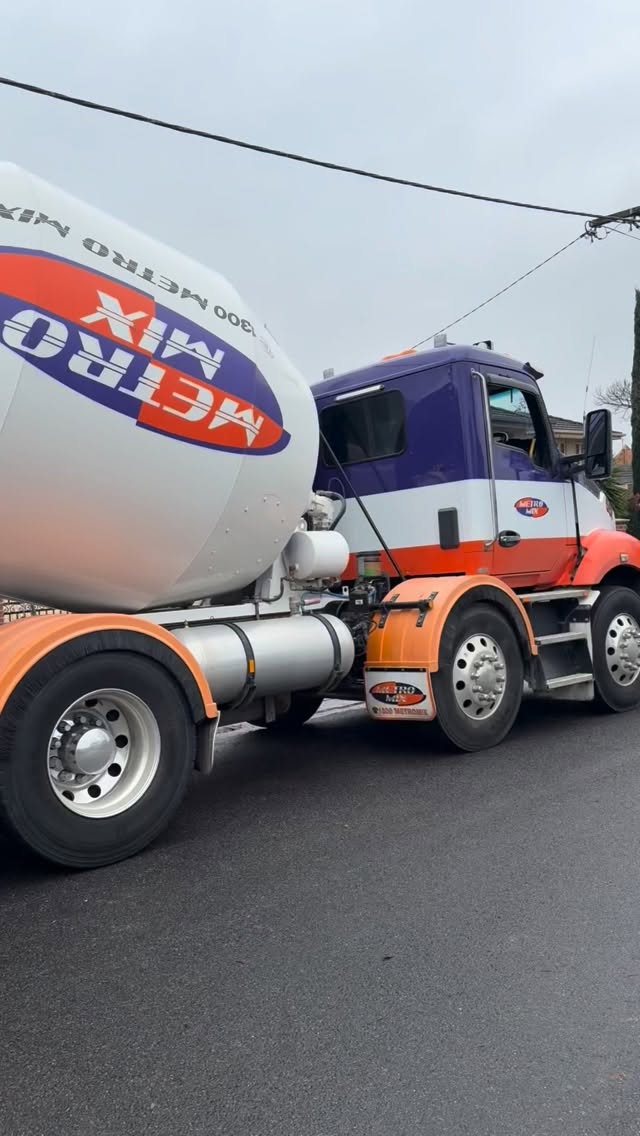The groundwork is officially complete 🔨
Excited to see this build come to life.
In collaboration with @metro_mix_concrete_vic_pty_ltd and @mcreteconcreting 🤝
#UnderConstruction #ConcretePour #BuildingProgress #DreamHome #2bscenedesign