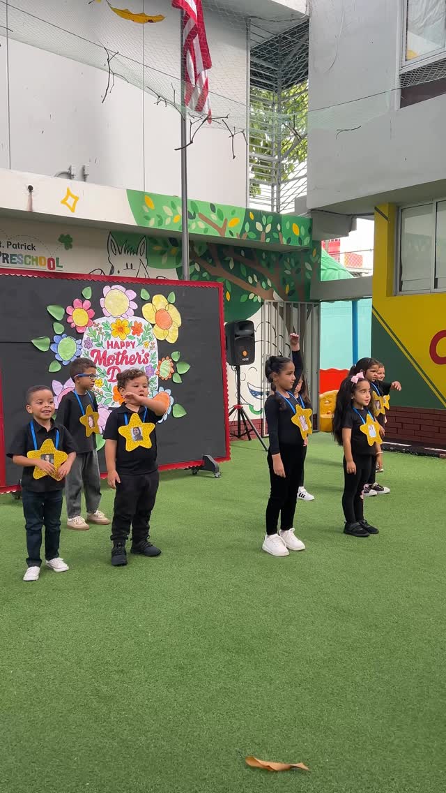 A celebration filled with love, gratitude, and unforgettable moments 💐💚✨
Throughout our Mother’s Day celebrations, our school came alive with performances, hugs, smiles, songs, and meaningful experiences dedicated to the incredible mothers and mother figures who are part of our community. From our youngest students to older grades, every detail reflected appreciation for the love, support, and care that mothers give each day 🌿
These moments reminded us that the presence of a mother leaves an impact that extends far beyond the classroom, shaping confidence, values, memories, and the feeling of always having someone beside us through every stage of life ✨
Happy Mother’s Day to all the amazing moms in our St. Patrick family. Thank you for everything you do, every single day💐