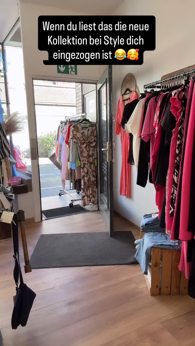 POV: Die neue Kollektion von Style droppt im Lieblingsladen… 🛍️✨
Du rennst los wie auf einer Mission, übersiehst fast die Eingangskante — kleines Stolperchen — aber egal… Hauptsache First Pick bei den neuen Teilen 😌🔥
Mode kennt eben keine Bremse. Nur leicht gefährliche Begeisterung. 😂“#smallbusiness #funnyvideos #mademayday #fashionista #spassbeiderarbeit