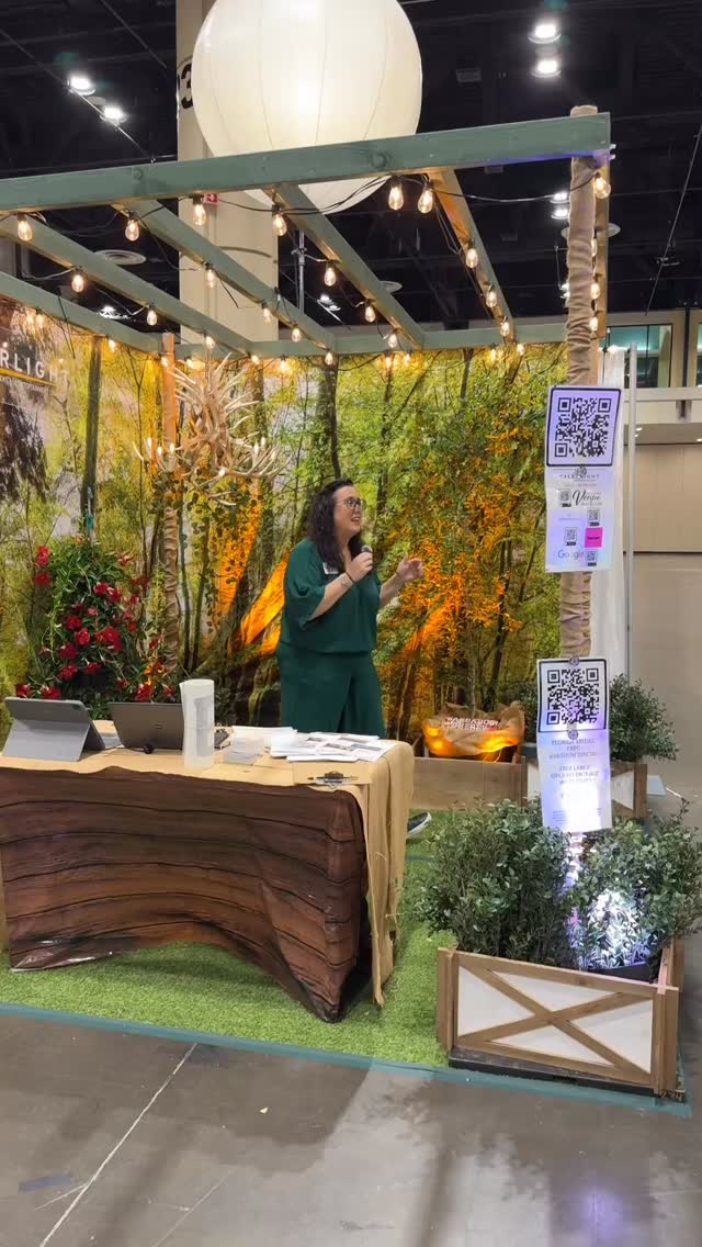 We all had an amazing time at the Florida Bridal and Wedding Expo 2026 at the Orange County Convention Center! Our team had the pleasure of meeting happy couples getting ready for their big “bright” day! Thank@you #weddingvenuemap for the kind introduction