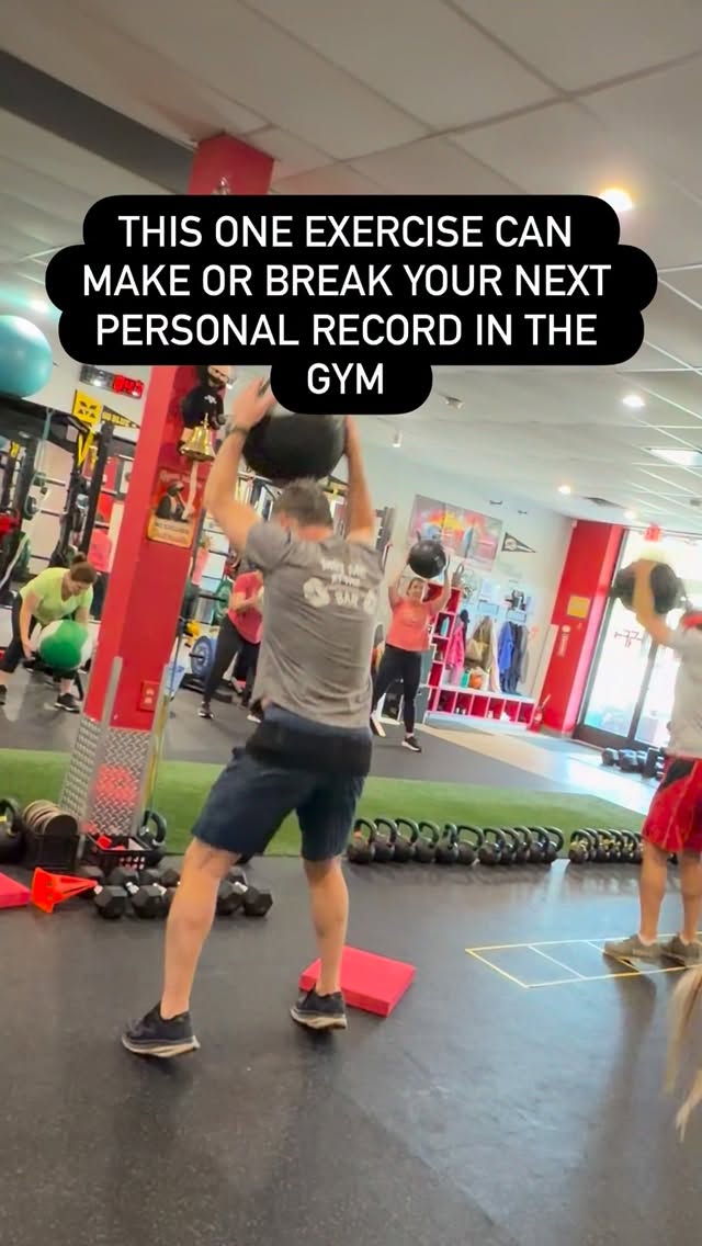 Med ball slams are one of the BEST âbang for your buckâ exercises in the gym đĽ
Why? Because they train POWER⌠not just muscles.
Most people think theyâre just for anger management đ
but the real reason we use them is to wake up the nervous system up and teach your body to produce force FAST. Thatâs huge for athletes, adults 40+, and honestly anyone who wants to move better and feel more explosive.
Hereâs whatâs happening scientifically đ
⥠Your nervous system recruits more fast-twitch muscle fibers
That means your body learns how to fire muscles quicker and more efficiently â aka more athletic, more explosive, more powerful.
đĽ They increase ârate of force developmentâ
Fancy term for: how FAST you can create strength.
That matters for sprinting, jumping, getting up quickly, reacting to prevent falls, and even lifting heavier weights.
đ§ They crank up nervous system alertness
Thatâs why weâll sometimes use them before heavier lifts or athletic movements. They help âwake upâ the body and get you moving with intent and intensity.
đŞ Full body without beating your joints up
Core, lats, shoulders, hips, legsâŚeverything has to work together explosively. Great training effect without needing a super complicated exercise.
𼾠And yesâŚthey make awesome finishers
Heart rate goes through the roof FAST while still training power and conditioning at the same time. Basically cardio with an attitude. đ
Thatâs why at Steel Fitnessďżź we use med ball slams strategically â not randomly.
Train explosive.
Train athletic.
Train like your nervous system still has some life left in it đ
đĽ
#SteelFitness #MedBallSlams #FunctionalStrength #ExplosivePower #StrengthTraining RidgefieldCT FitnessOver40 AthleticTraining SmallGroupTraining GetStrong