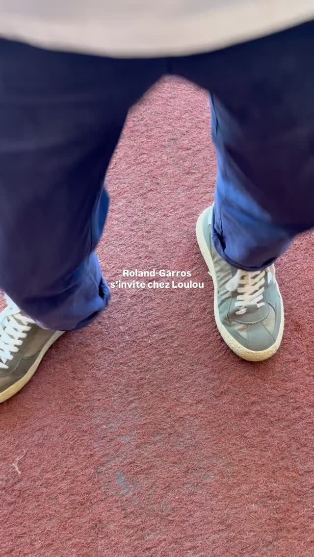 Roland-Garros en direct du Loulou !
Et Loulou direct en métro avec la ligne 10 de Roland-Garros 🤭
