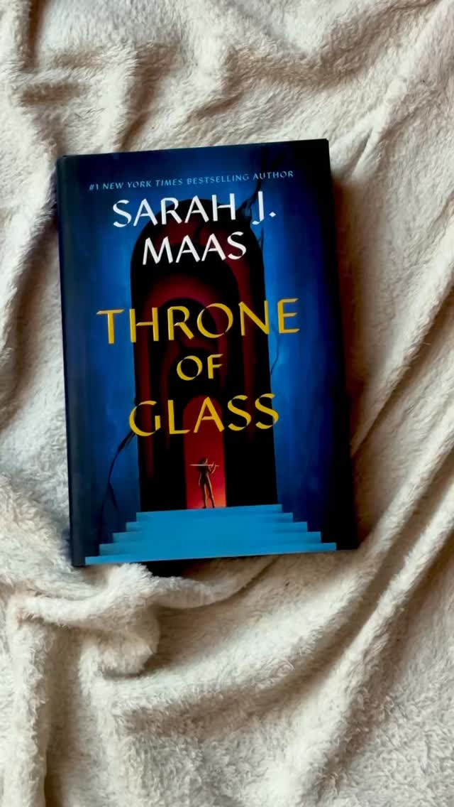 First time reading this series 🗡️
As you know I have read ToG and gave it 4⭐️. I can’t wait to read the rest!
#throneofglass #tog #throneofglassseries #sarahjmass #maasverse