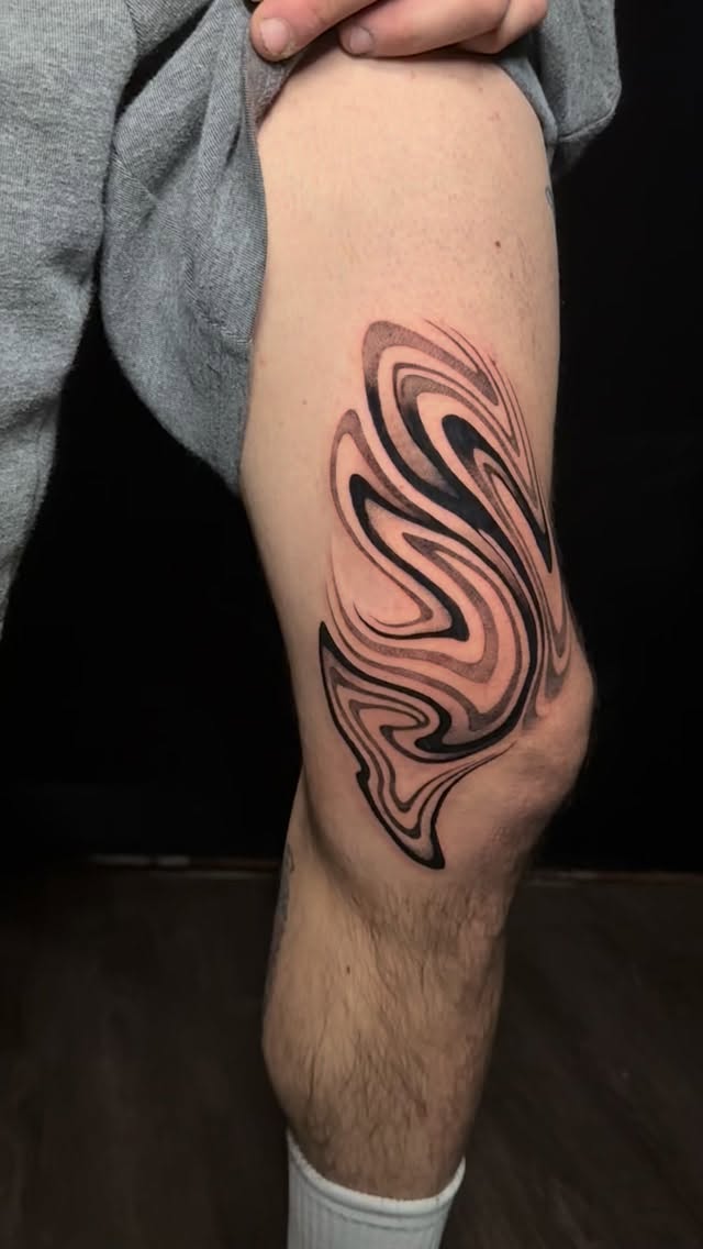 One of Riley’s @artizu signature designs doing what it does best 🔥
Bold, clean, and unmistakably his.
Ready to wear one yourself? Click the link in his bio to book.
•
•
•
•
•
#atxtattoo #atxtattooartist #atx #austintattoo #austintattooshops