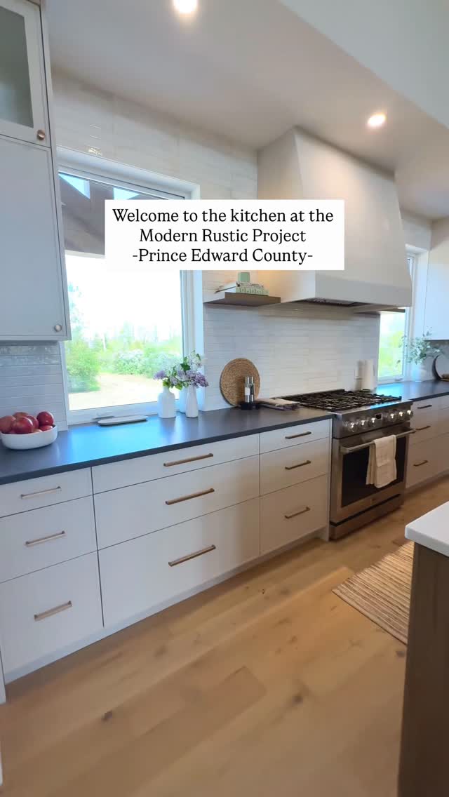 Modern Rustic Retreat Update🏡
Details from the kitchen at our Modern Rustic Project in Prince Edward County!
So much storage in this two toned kitchen with double stacked cabinets, a 10ft island and a separate pantry.
Cabinet fronts: @allstyleretrofit @msisurfaces quartz and tile/flooring all available from @blackbirdstoneandtile
Faucet: Delta Trinsic in champagne bronze
#kitchendesign #kitcheninspo #princeedwardcounty #realestate #homerenovationproject
movingtothecountry countryliving
Prince Edward County real estate
Modern organic home
Country home
Live in the County