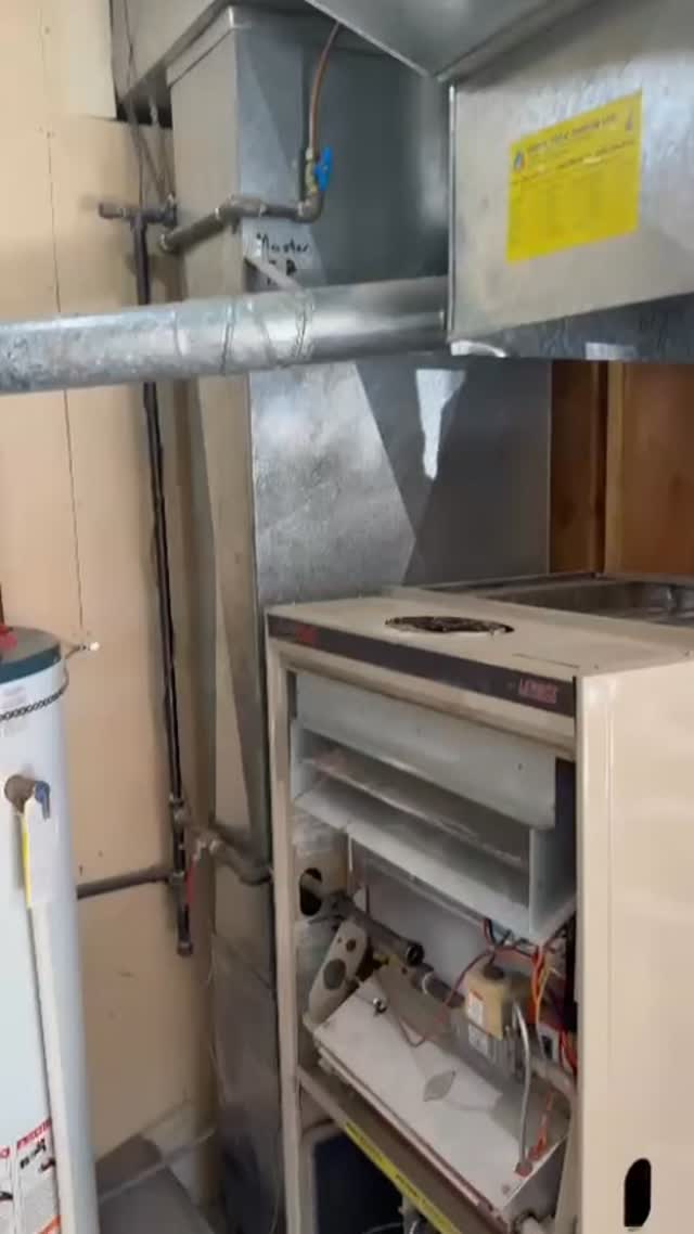 Just finished this Dual fuel Hybrid setup with Ecobee Premium, it automatically switches between electric and gas to keep utility bills low.
Quality Install: Clean, precise, and built to last.
Eco-Friendly: Drastically cuts power and fuel consumption.
Smart Comfort: The best of both worlds, all year round
#hvac #heatingandairconditioning #hvacinstall #heatpump #ecobee