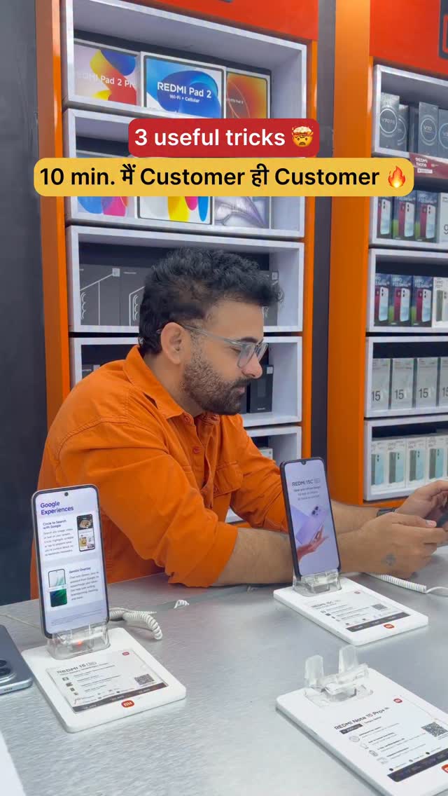 Follow krna mt bhulna 😜❤️
.
.
.
.
.
#relatable #dealsmilegi #mobilephoneshop #new #funny