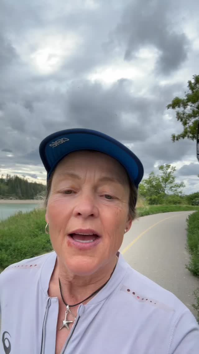 Sinister 7 update.
Body feels good after a hard week. Next week is an easy week which will be great.
This week involved doing
Monday - easy 90 minute run
Tuesday - hill sprint repeats
Wednesday - bike ride - 20k
Thursday - easy hour run
Friday - 4 hour trail run with terrain similar to S7 and 100m elevation.
Saturday - hour run with last 10 mins at effort.
Sunday - 2 hour run + hill repeats
#UltrarunningCoach
#RunStrongOver40
#StrengthForRunners40+
#InjuryFreeRunning
#Sinister7training
@fortius_therapy