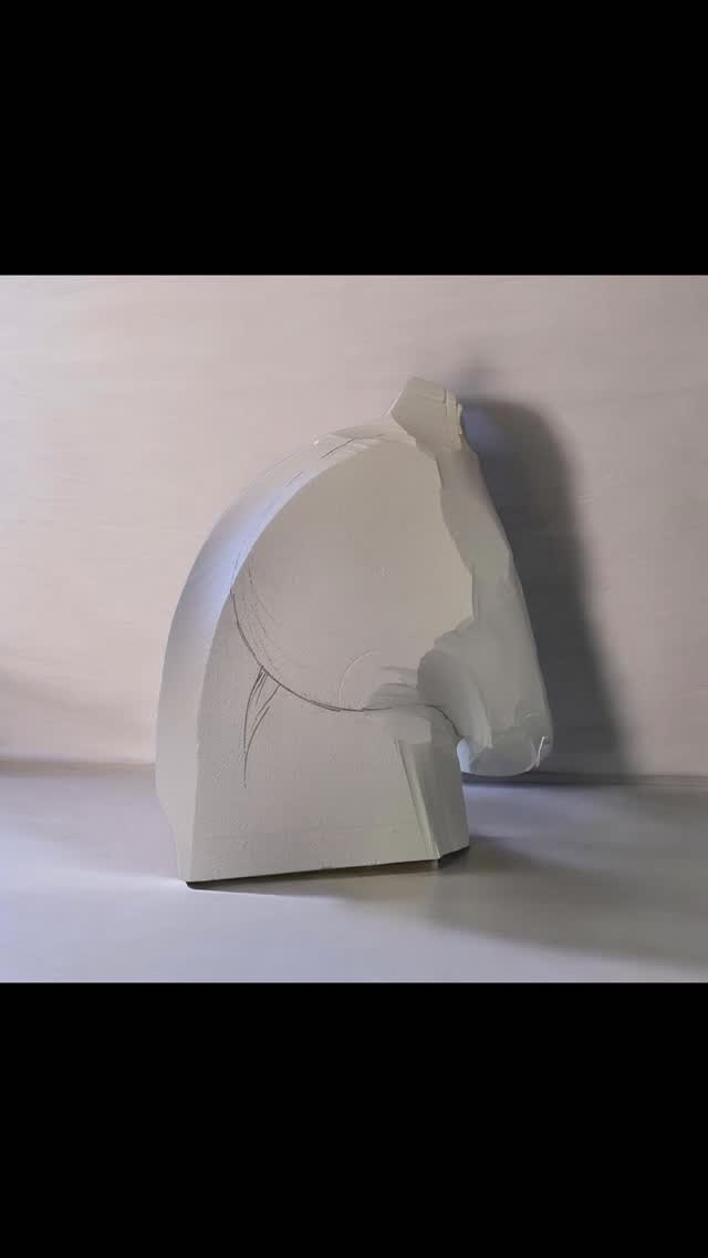 Making a statement in vibrant crimson. 🔴 Custom-fabricated large-scale horse head prop, sculpted to perfection. Go big or go home! 🐴
#Foam&Art #PropMaking #CustomFabrication #StyrofoamSculpture #EventProps