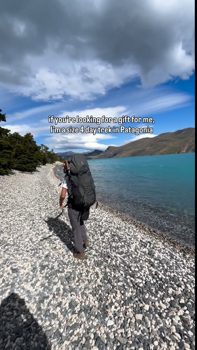 We just need flights booked, epic treks & good people around us to be happy.
Low manteinance girls… aren’t we?! 😝
#Patagonia #WTrek #WomenWhoHike #LocasOnly