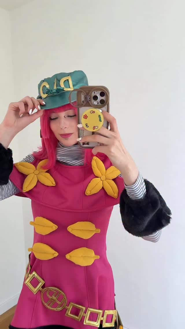 bet you can’t guess my next sr cosplay #hotpants #steelballrun #cosplay #dinopants #sbr