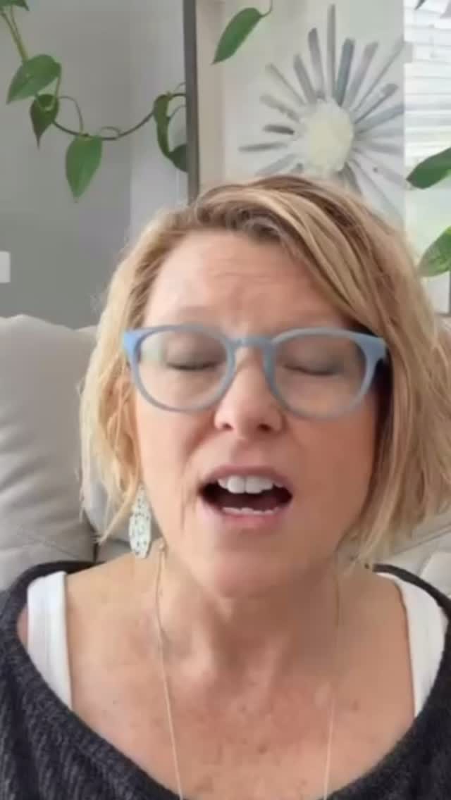 “Codependency” has become a catch-all term.
But it often misses the deeper truth. What makes someone vulnerable to narcissistic abuse is not a single issue-it’s a combination of:
✔️ Personality traits
✔️ Attachment patterns
✔️ Conditioning around relationships
Real healing requires understanding those layers.
Otherwise, the pattern tends to repeat.
#narcissisticabuserecovery
#codependency
#attachmenthealing
#traumabonding
#healingjourney