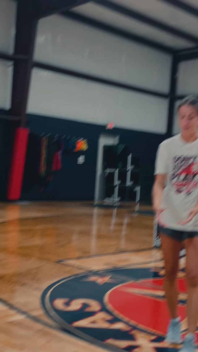“Champions aren’t champions because they do anything extraordinary but because they do the ordinary things better than anyone else.”
-Chuck Noll
#itsthelittlethings
#startswithhowyoutouchtheball