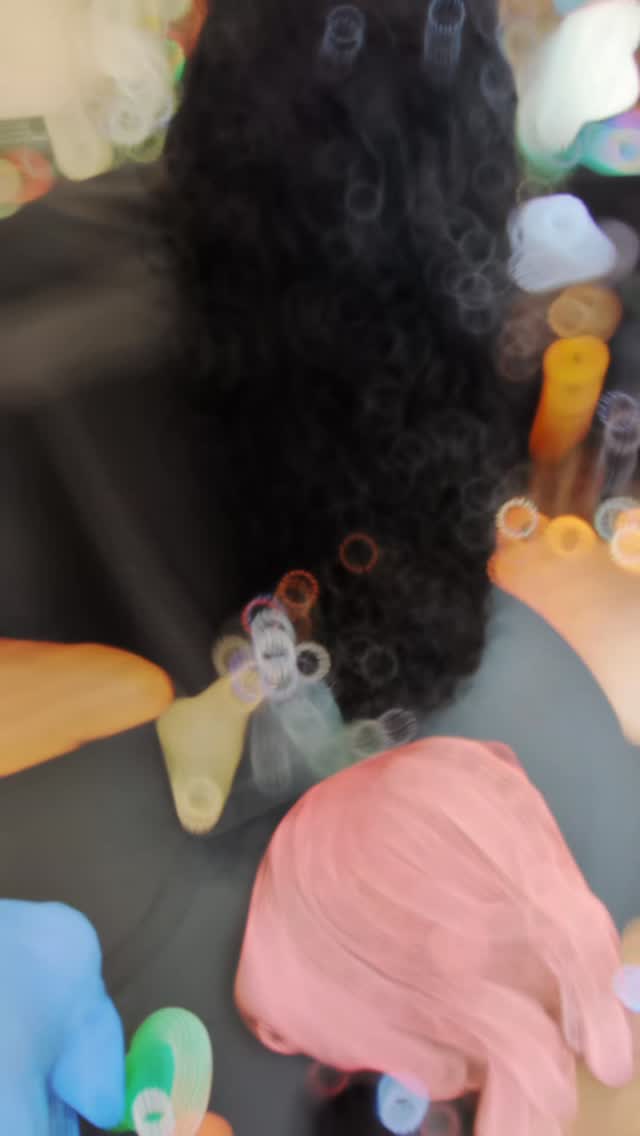 Bring the hair ...
I'll show you what to do with it ...
#curlyhair #curls #westchesterhairstylist #diffuser #kissedbyKys