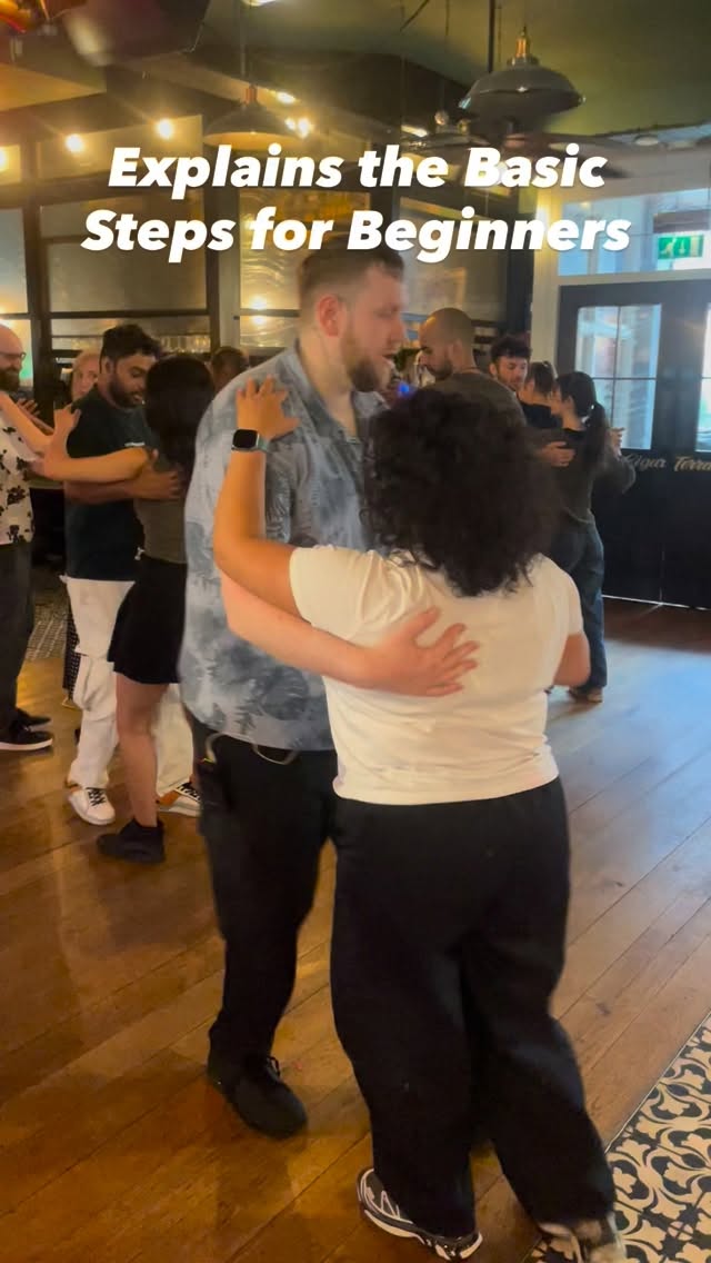 Join here: https://academiadesalsa.com
The foundation of every great salsa dancer starts with the basic step.
In this clip, Craig breaks down the fundamentals for our beginners, making salsa easy to understand, follow, and enjoy.
Never danced before? No problem. We’ll help you build confidence one step at a time.
#AcademiaDeSalsa #SalsaGlasgow #LearnSalsa #BeginnerSalsa #SalsaBasics #SalsaForBeginners #SalsaClass #GlasgowSalsa #DanceGlasgow #LatinDance #DanceLessons #CraigTeaches #SalsaDance #SocialDancing #DanceCommunity #LatinMusic #PartnerDance #NewHobby #DanceConfidence #BeginnerDancer #SalsaLife #GlasgowEvents #ThingsToDoInGlasgow #GlasgowStudents #DanceScotland #SalsaUK #MeetNewPeople #StartSalsaToday #DanceJourney #LearnToDance