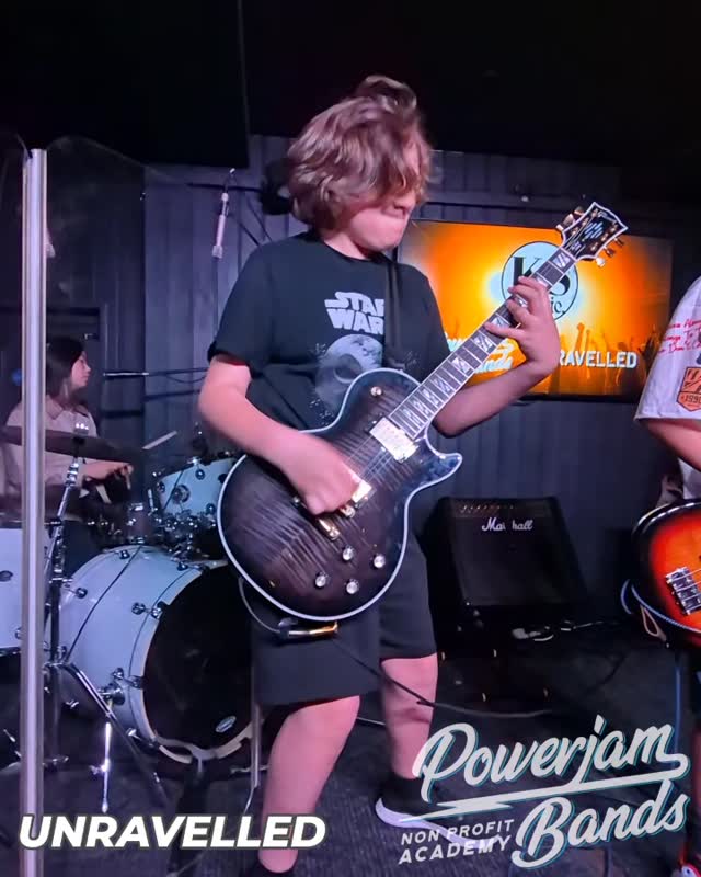 Still buzzing and so proud of one of our youngest Powerjam Bands - Unravelled!! Selected to open last Friday night @patchworkstwick for an epic @ksmusicldn lineup featuring 18+ phenomenal bands : @thefortyfours @undici.band @the_masterplan_uk . Thanks so much for the opportunity .The future is looking bright!!! 🚀🎶
@ksmusicldn #LocalMusic #YoungMusicians #twickenham #powerjambands #rockschooluk