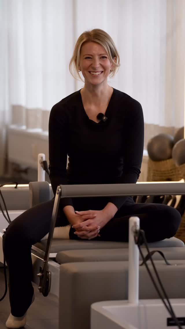 Positiv, motivierend und bewusst 💓
Gretas Reformer Stunden holen das Beste aus dir heraus und lassen dich einfach nur strahlen!
#pilates #greven #reformerpilates #modernpilates #reformer