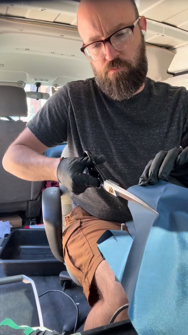 Got to meet some awesome people this morning at @philly_express and sharpened a bunch of their fabric shears. They work with the local sports teams in making their jerseys and lettering. #smallbusinessnj #sharpening #supportlocal
