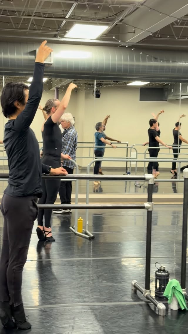 What’s life without balance?
In the flow with guest teacher Roberto Muñoz at the Summer 2026 Adult Intensive 🔥
#themaledanceconnection #maledancer #balletdancer #adultballet #adultdancer