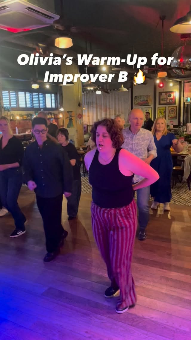 Join here: https://academiadesalsa.com
Getting the energy up and the feet moving!
Olivia leads our Improver B dancers through a focused warm-up, helping everyone sharpen their timing, technique, movement, and partner-work skills before class begins.
Ready to take your salsa to the next level?
#AcademiaDeSalsa #SalsaGlasgow #ImproverB #SalsaWarmUp #LearnSalsa #SalsaClass #SalsaDance #GlasgowSalsa #DanceGlasgow #LatinDance #DanceLessons #OliviaTeaches #SalsaTraining #SocialDancing #PartnerDance #SalsaTechnique #DancePractice #SalsaLife #LatinMusic #DanceCommunity #GlasgowEvents #ThingsToDoInGlasgow #DanceScotland #SalsaUK #ImproveYourSalsa #LeadAndFollow #DanceConfidence #IntermediateSalsa #KeepDancing #SalsaJourney