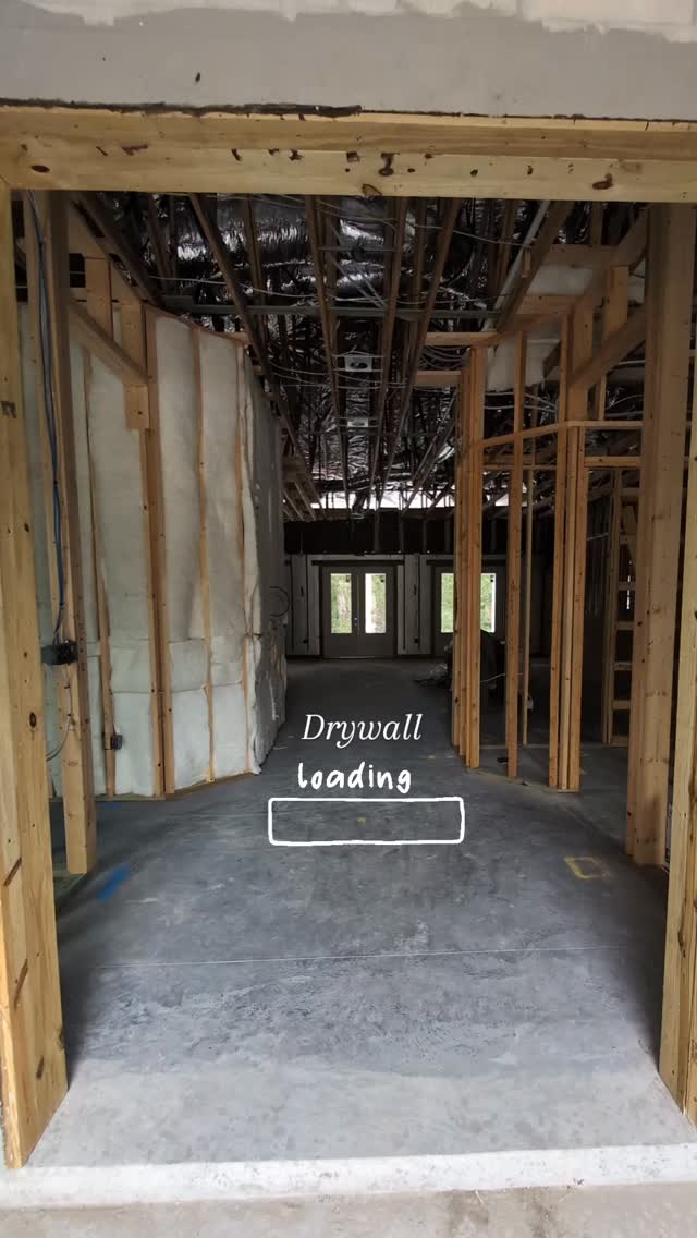 From foundation to finish, every detail matters.
Drywall installation is underway, bringing this custom home one step closer to completion ⚒️🏡
#swflcustomhomebuilder #newconstruction #qualitybuilt #drywallinstallation #customhome